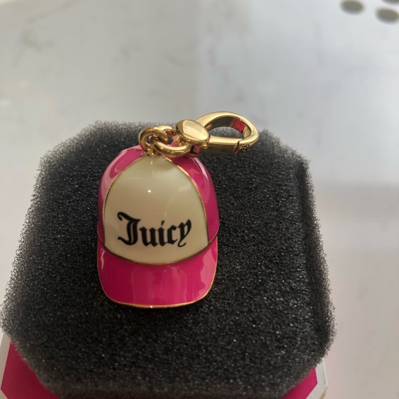 Juicy Couture pink hat - Picture 6 of 6